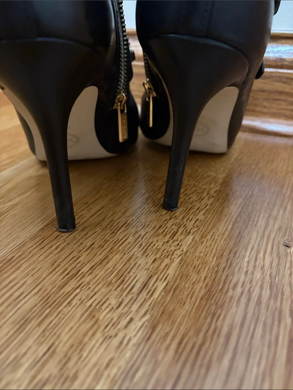 Michael Kors Bryn studded Black leather peek-Toe Buckle high heel ankle Boot 10